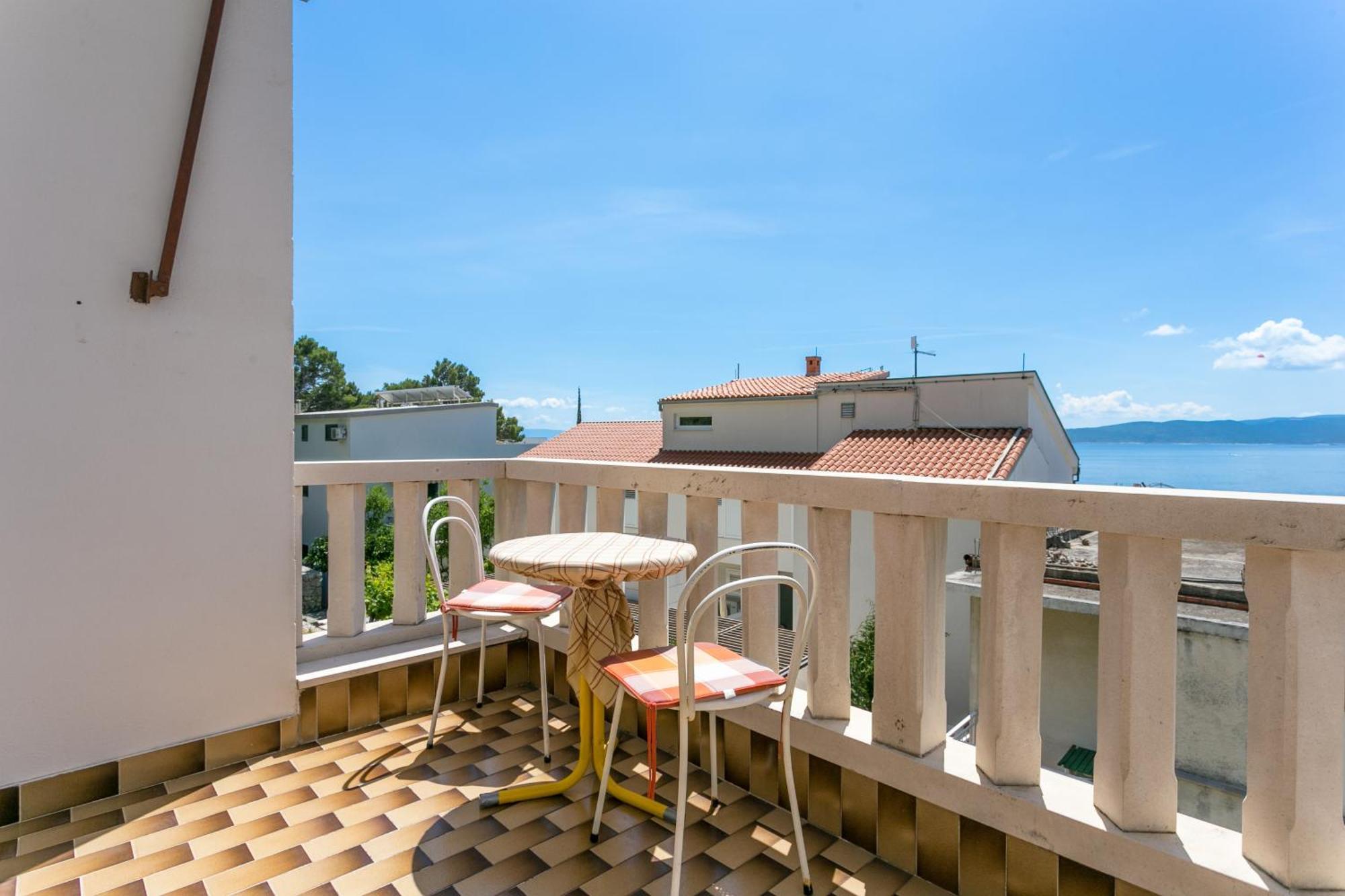 Apartments By The Sea Brela, Makarska - 18356 Exterior photo